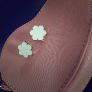 Clover earrings with ring